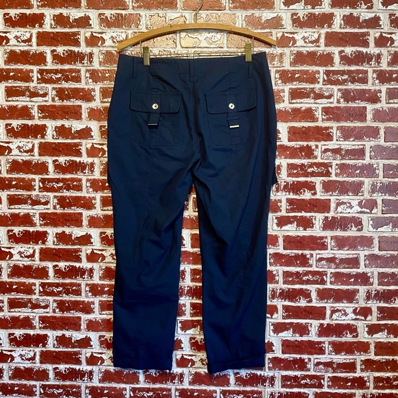 White House Black Market Cropped Ankle Cargo Utility Pants. Women’s 6. - Picture 7 of 14
